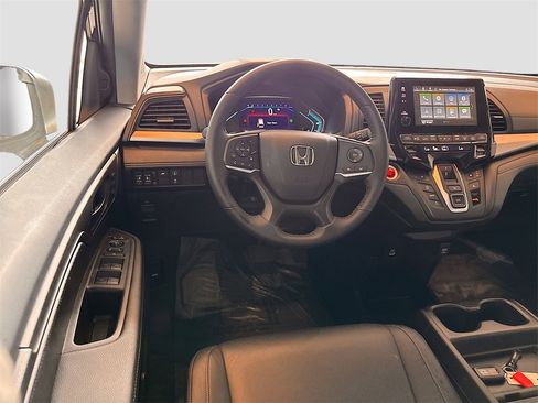 Used 2024 Honda Odyssey EX-L image 22