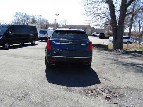 Used 2019 Cadillac XT5 AWD image 5