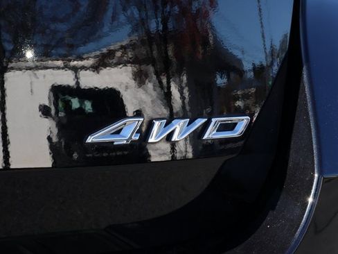 Certified 2022 Ford Explorer XLT image 8