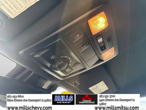 Used 2018 Toyota Tacoma TRD Off-Road AWD/4WD image 16