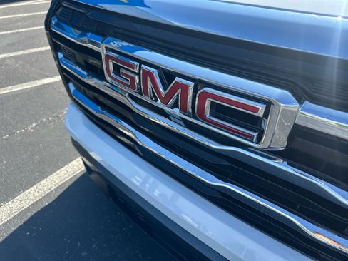Used 2026 GMC Terrain Elevation FWD image 9