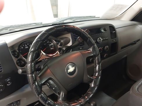 Used 2012 Chevrolet Silverado 2500 W/T image 17