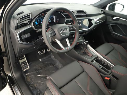 New 2025 Audi Q3 2.0T Premium Plus image 15