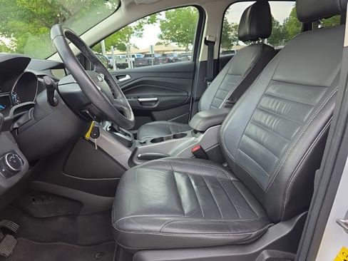 Used 2015 Ford Escape SE w/ Equipment Group 201A AWD/4WD image 12