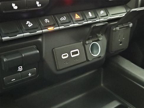 Used 2021 Chevrolet Silverado 1500 RST w/ True North Edition Plus image 33