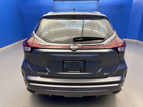 Used 2022 Nissan Kicks SV FWD image 6