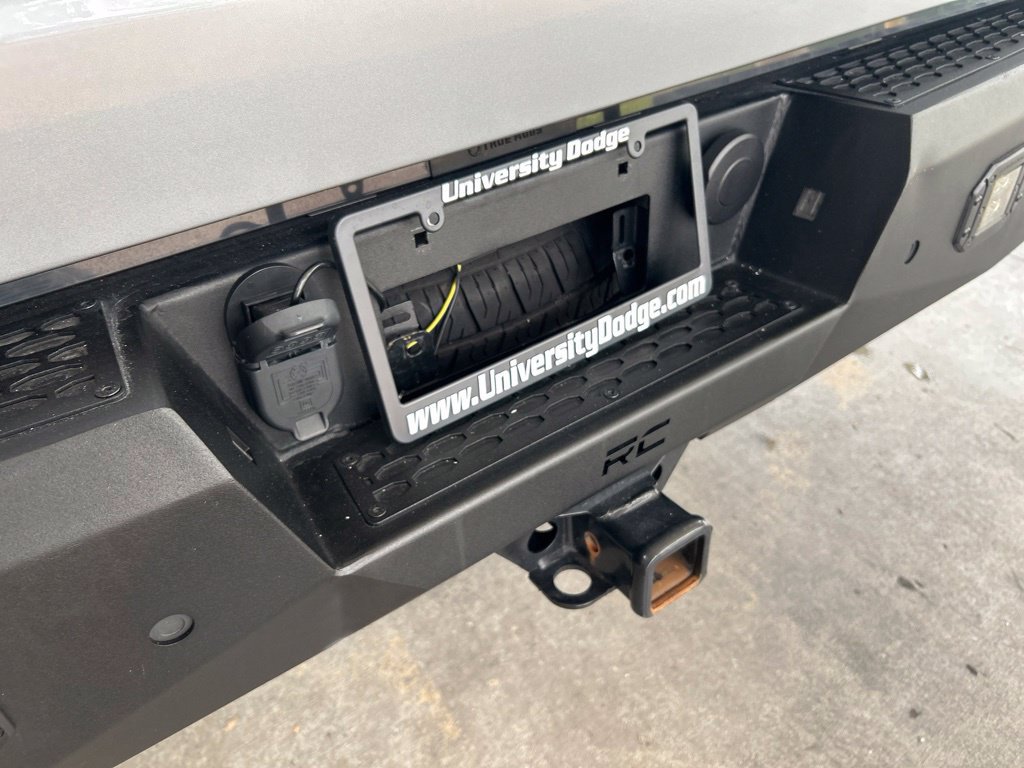 Used 2024 Chevrolet Silverado 1500 Custom w/ LPO, Dark Essentials Package AWD/4WD image 20