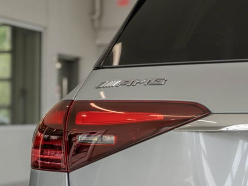 Used 2024 Mercedes-Benz GLE 63 AMG S image 22