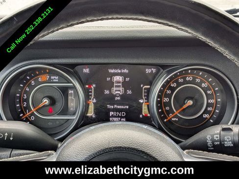 Used 2020 Jeep Wrangler Unlimited Sahara image 27