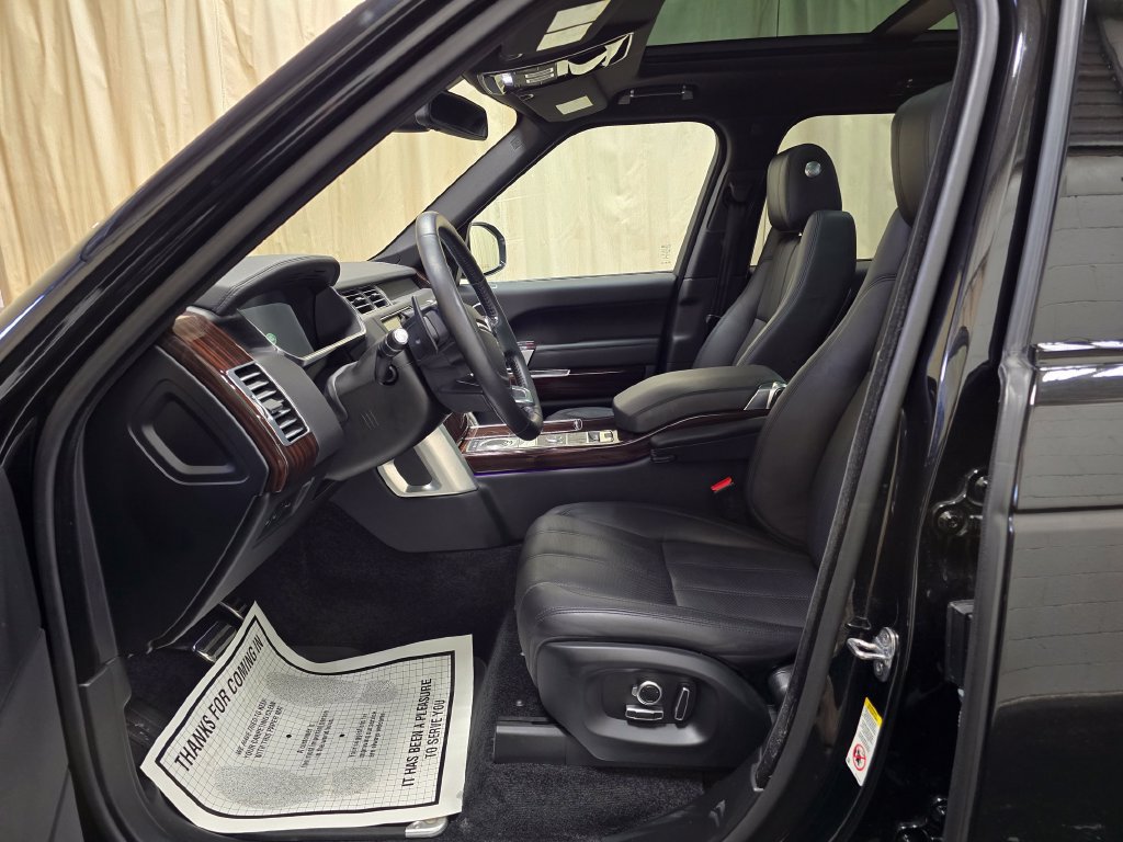 Used 2016 Land Rover Range Rover Supercharged AWD/4WD image 14