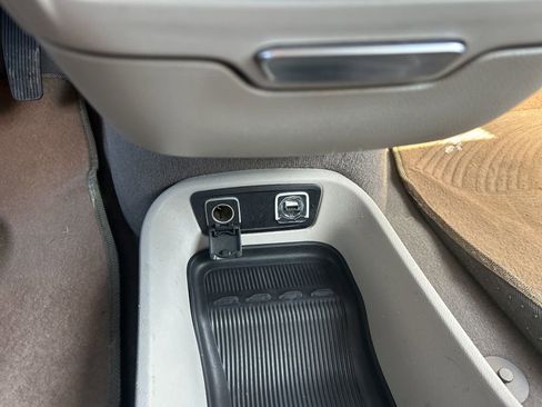 Used 2020 Chrysler Pacifica Touring-L image 25