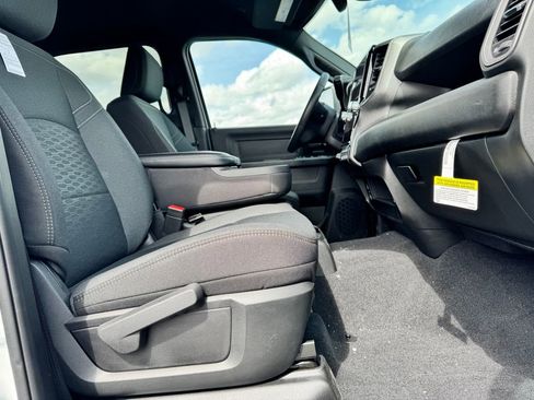 New 2026 RAM 3500 Tradesman AWD/4WD image 13