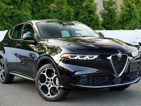 Used 2024 Alfa Romeo Tonale Ti w/ Active Assist Package image 1