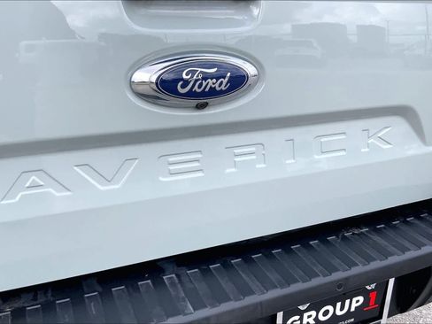 Used 2024 Ford Maverick Lariat image 9