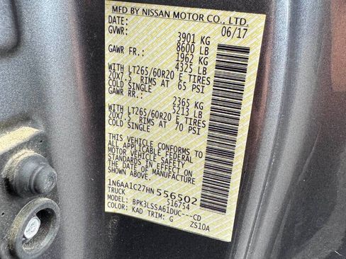 Used 2017 Nissan Titan SV RWD image 49