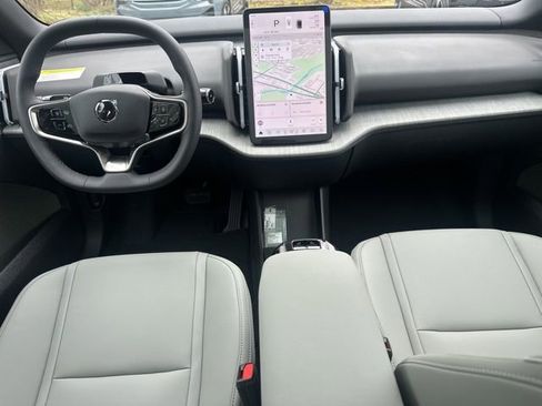 New 2026 Volvo EX30 Plus w/ Protection Package Premier image 12