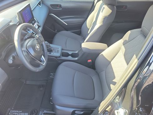 New 2026 Toyota Corolla Cross LE image 18