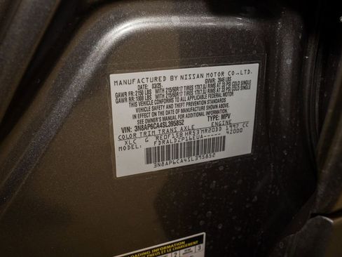 Certified 2025 Nissan Kicks SV image 19