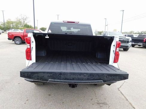 New 2026 Chevrolet Silverado 1500 Custom Trail Boss w/ Turbomax Blackout Package image 9