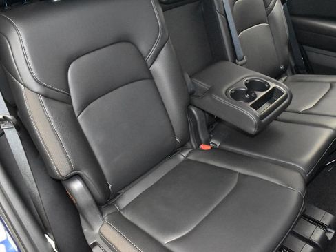 Certified 2025 Nissan Pathfinder SL AWD/4WD image 33
