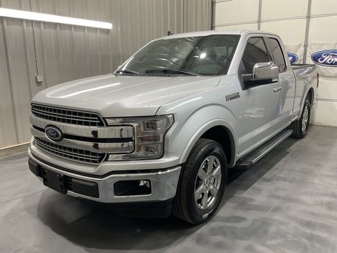 Used 2019 Ford F150 Lariat w/ Equipment Group 502A Luxury image 3