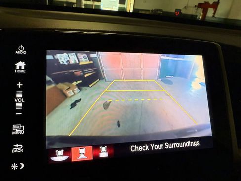 Used 2018 Honda Pilot EX-L image 11