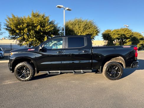 Used 2022 Chevrolet Silverado 1500 LT Trail Boss w/ Convenience Package II image 7