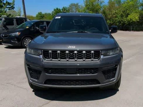 New 2026 Jeep Grand Cherokee L Limited AWD/4WD image 3
