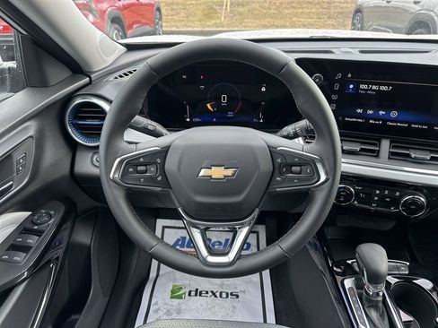 New 2026 Chevrolet Trax LT w/ Driver Confidence Package FWD image 14