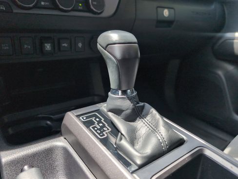 Used 2023 Toyota Tacoma TRD Sport w/ Advanced Technology Package image 23