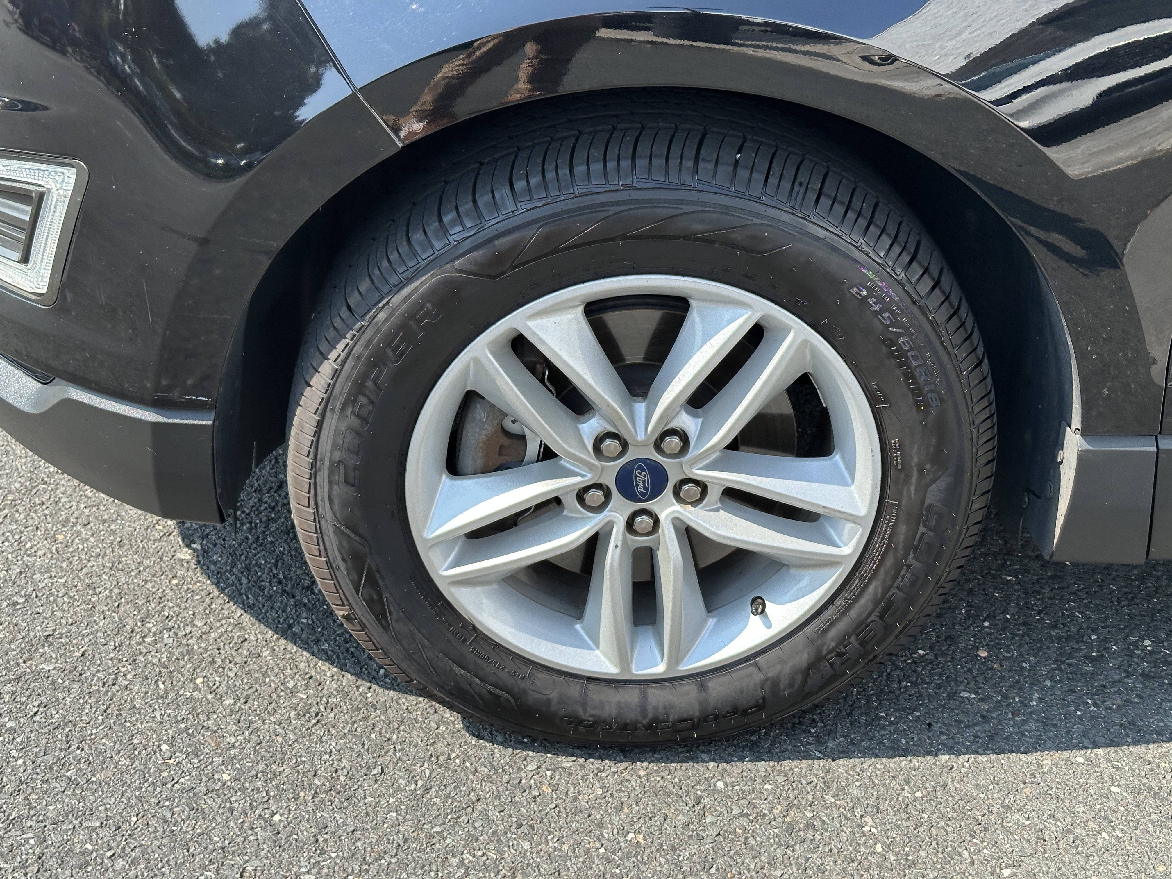 Used 2018 Ford Edge SEL w/ Equipment Group 201A AWD/4WD image 15