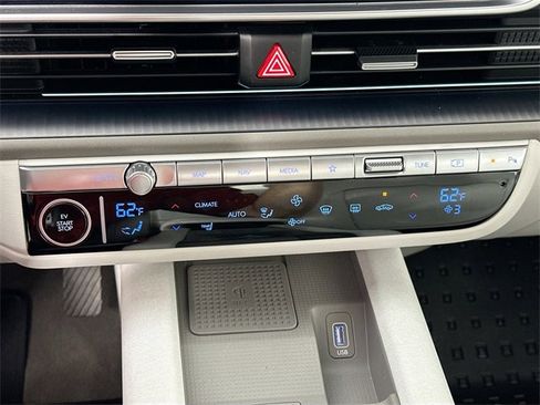 Used 2023 Hyundai Ioniq 6 SEL image 14