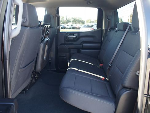 Used 2024 Chevrolet Silverado 1500 Custom image 11