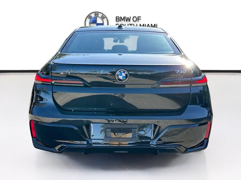 Certified 2024 BMW 740i image 6