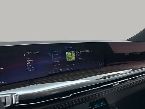 Used 2025 Cadillac Escalade Premium Luxury image 35