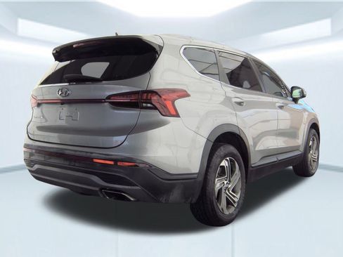 Used 2022 Hyundai Santa Fe SE image 4