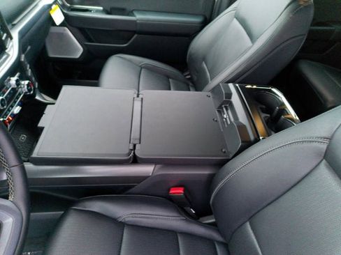 New 2025 Ford F150 Lariat w/ Equipment Group 502A High image 11