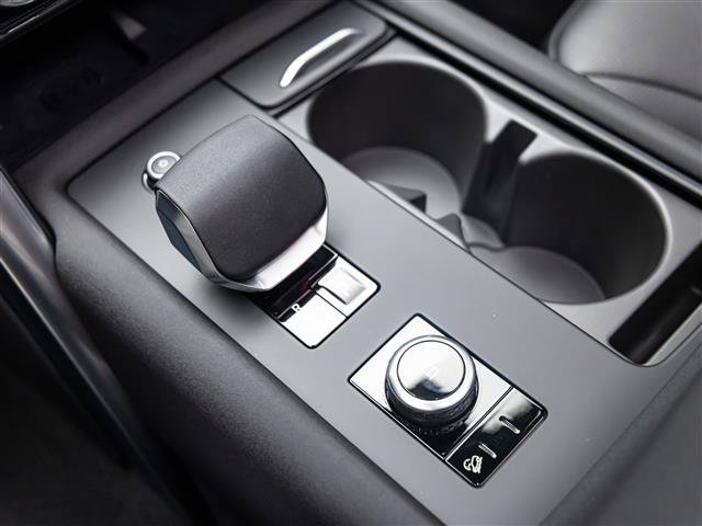 New 2026 Land Rover Discovery S AWD/4WD image 27