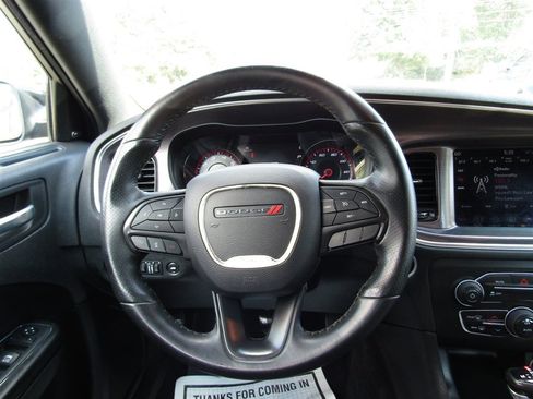 Used 2018 Dodge Charger SXT Plus w/ Blacktop Package RWD image 25