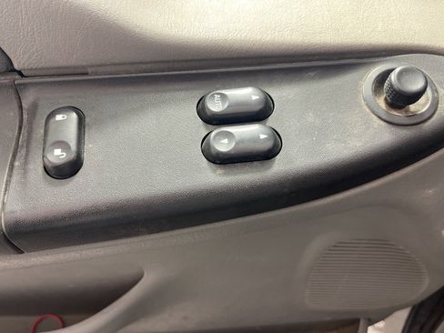 Used 2006 Ford F250 XLT image 15