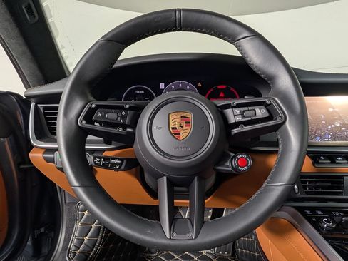 Certified 2025 Porsche 911 Carrera 4 GTS AWD/4WD image 35