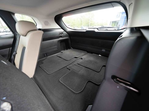 Used 2025 MAZDA CX-50 AWD 2.5 S w/ Premium Package image 24
