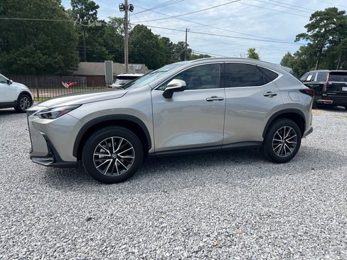 Used 2025 Lexus NX 250 FWD w/ Premium Package image 1