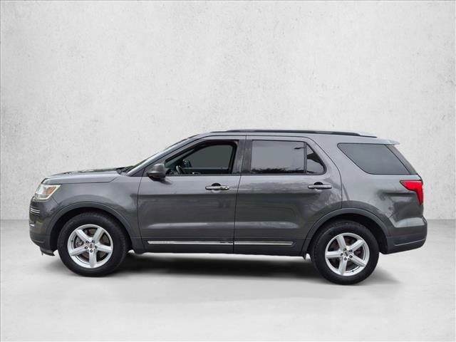 Used 2018 Ford Explorer XLT FWD image 9