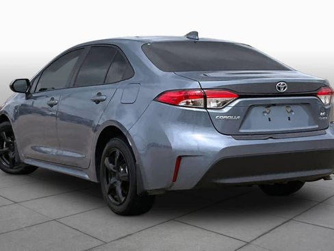 Used 2025 Toyota Corolla LE FWD image 12