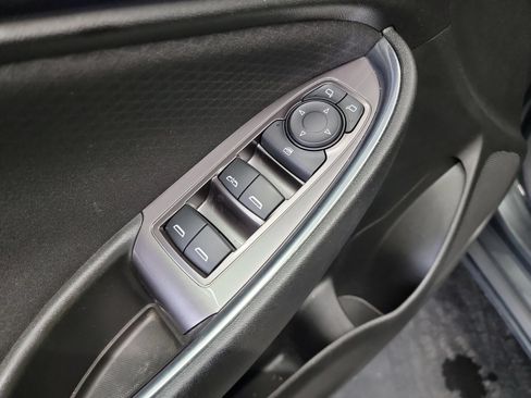 Used 2018 Chevrolet Malibu LT FWD image 14