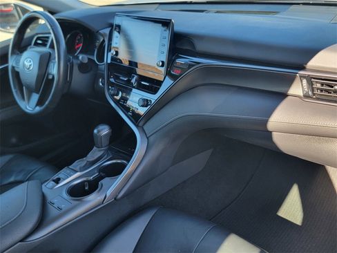 Used 2023 Toyota Camry XSE image 18