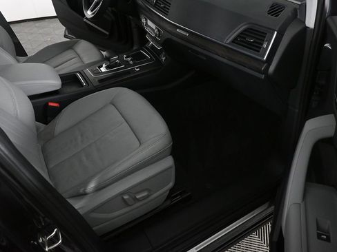 Used 2018 Audi Q5 2.0T Premium Plus w/ Premium Plus Package AWD/4WD image 21