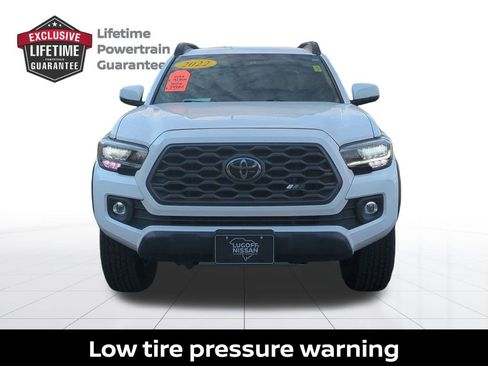 Used 2022 Toyota Tacoma TRD Off-Road image 10