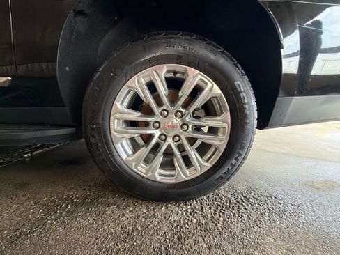 Certified 2023 GMC Yukon XL SLT image 10